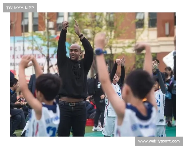 球员公益活动频繁 学校慈善访问逐渐增多